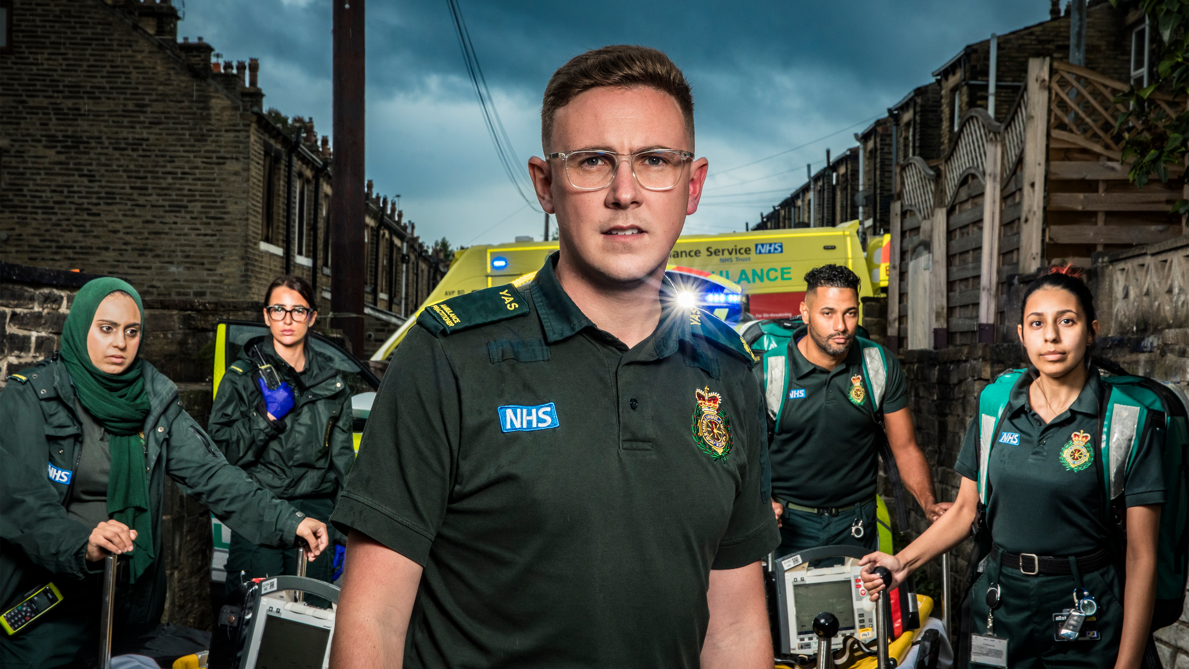 Ambulancen - liv eller død: Hold mig tæt | Se dokumentaren her | TV 2 Play