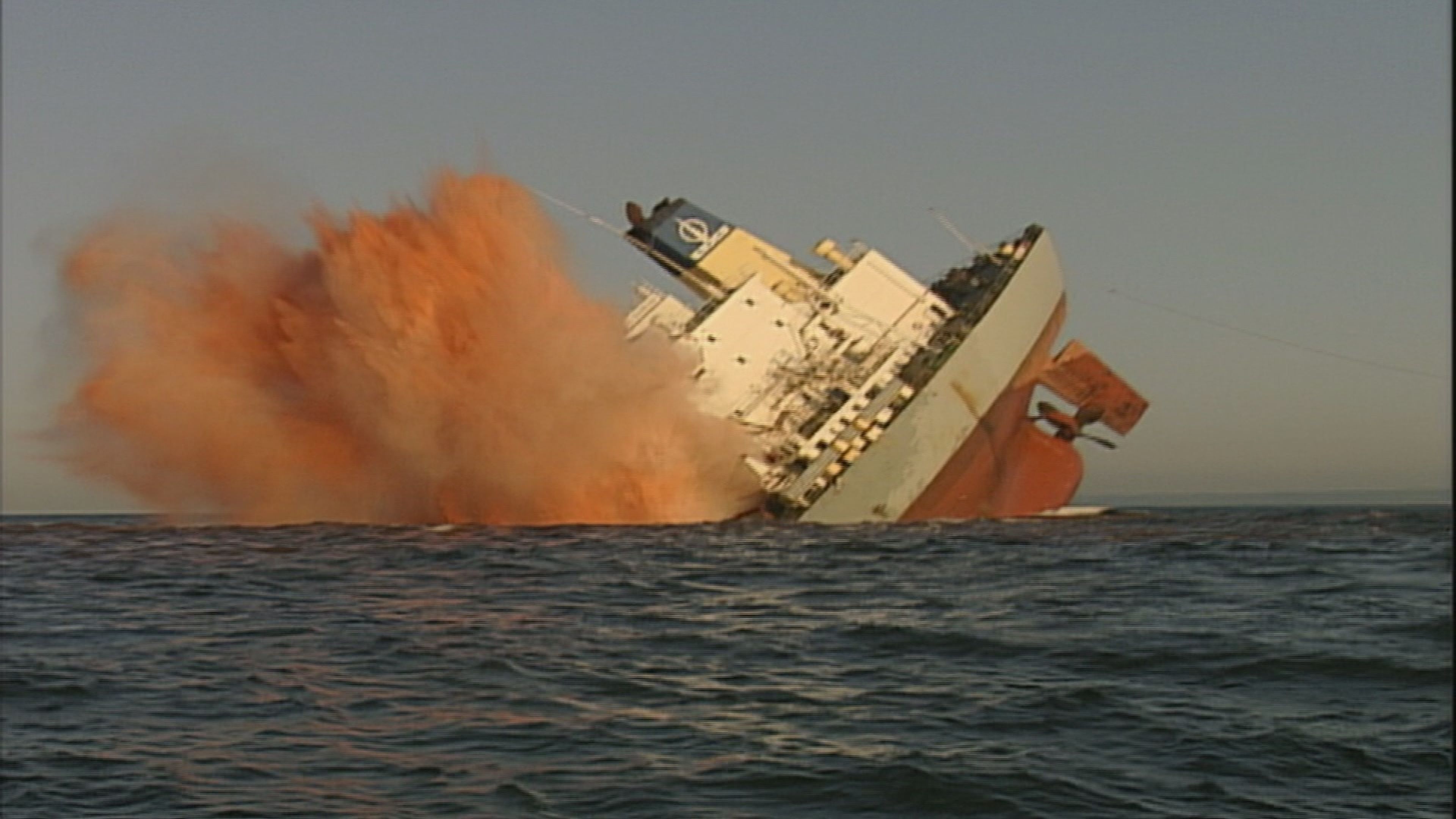 Fu Shan Hai 20 år på bunden af Østersøen Se serien her TV 2 Play